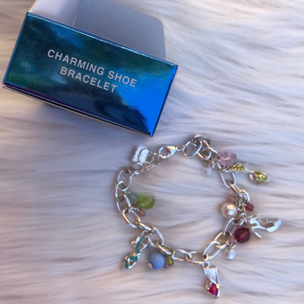 Avon charming shoe bracelet - Picture 5 of 5